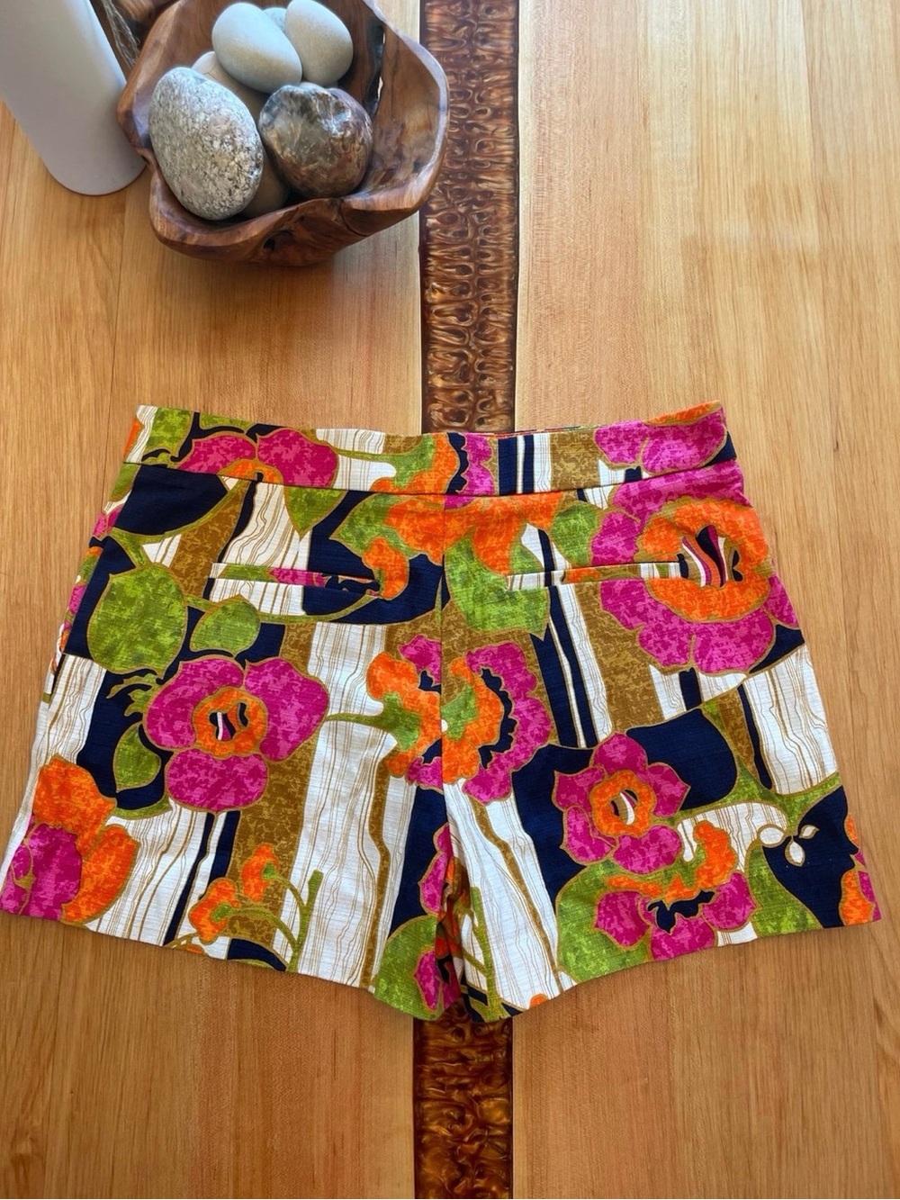 NWT Trina Turk Corbin Floral Shorts